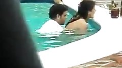 Indian lovers fuck in swimming pool