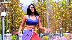 Sexy Bhojpuri song - super moves in bgrade dance by Indian babe