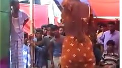 DESI HOT BHABHI NUDE DANCE ON STAGE