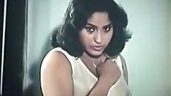 Tamil old actress show wet nipple