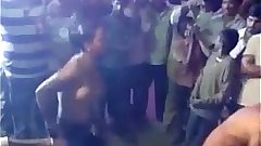 Indian tamil girls naked on street video clip - Wowmoyback